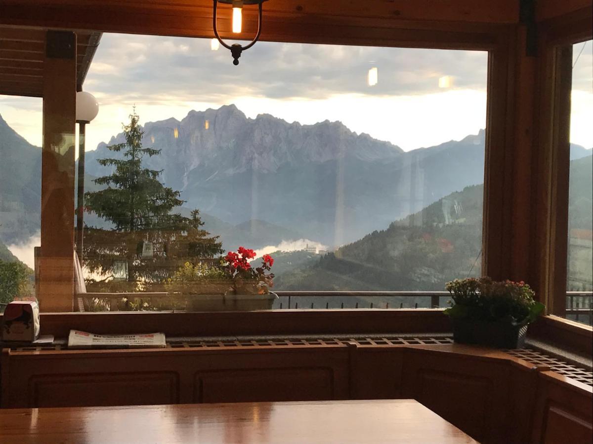 Rifugio Stella Alpina Hotell Saviore dell'Adamello Exteriör bild