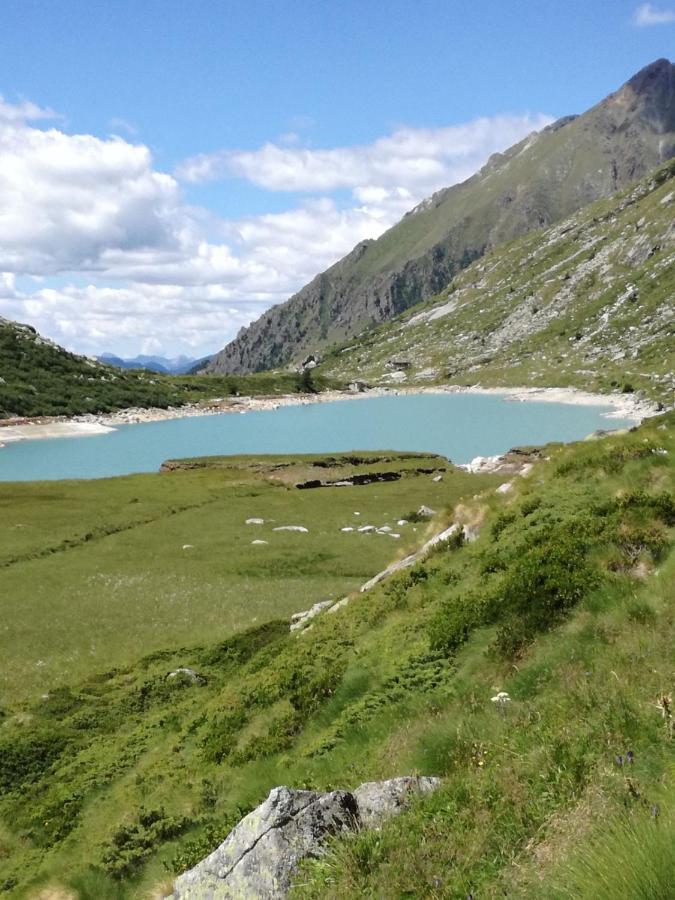 Rifugio Stella Alpina Hotell Saviore dell'Adamello Exteriör bild