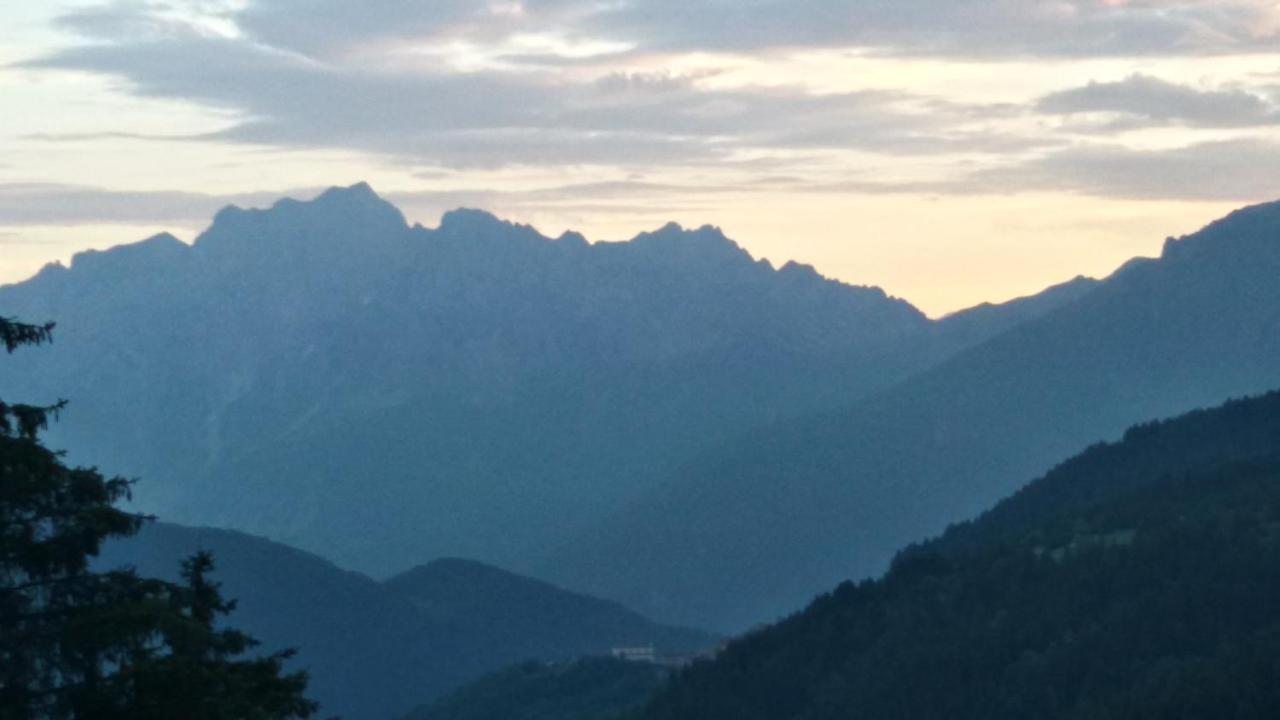 Rifugio Stella Alpina Hotell Saviore dell'Adamello Exteriör bild
