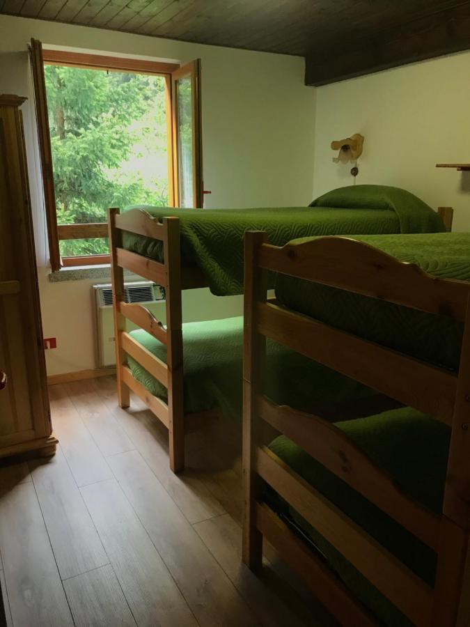Rifugio Stella Alpina Hotell Saviore dell'Adamello Exteriör bild