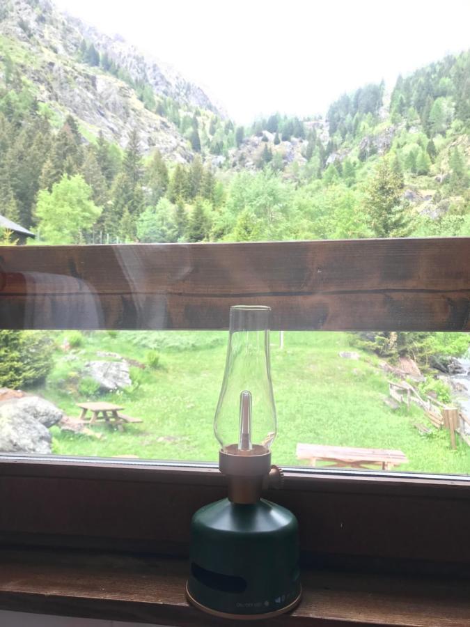 Rifugio Stella Alpina Hotell Saviore dell'Adamello Exteriör bild